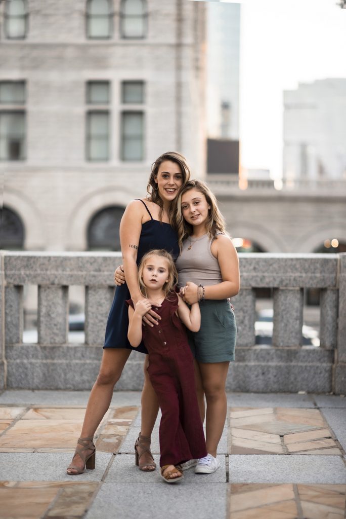 How to choose a location for Nashville family photo session.