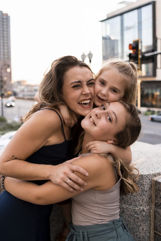 How to choose a location for Nashville family photo session.