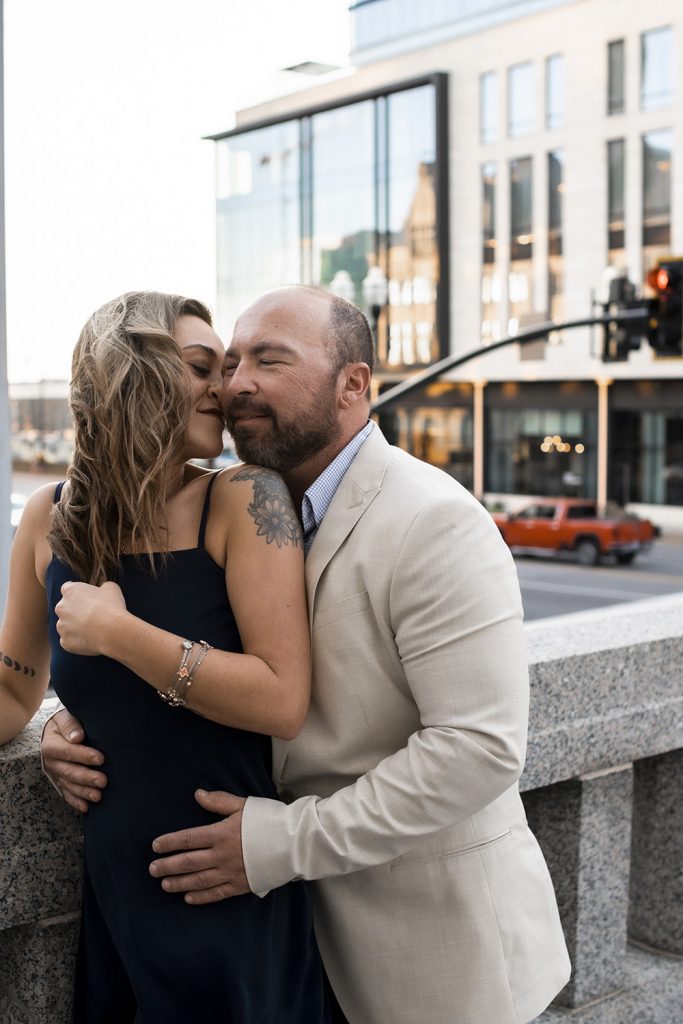 How to choose a location for Nashville family photo session.