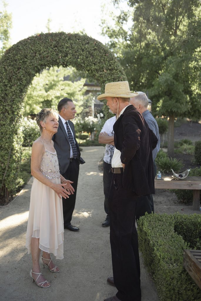 Nashville wedding photographer capturing a romantic portrait of the bride and groom in Nashville, TN. Nashville wedding photographer documenting an elegant wedding ceremony at a Nashville venue. 