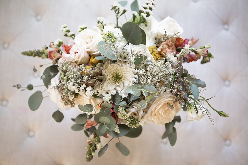 Nashville wedding photographer capturing a romantic portrait of the bride and groom in Nashville, TN.Nashville wedding photographer capturing the bride getting ready on her wedding day in Nashville, TN.