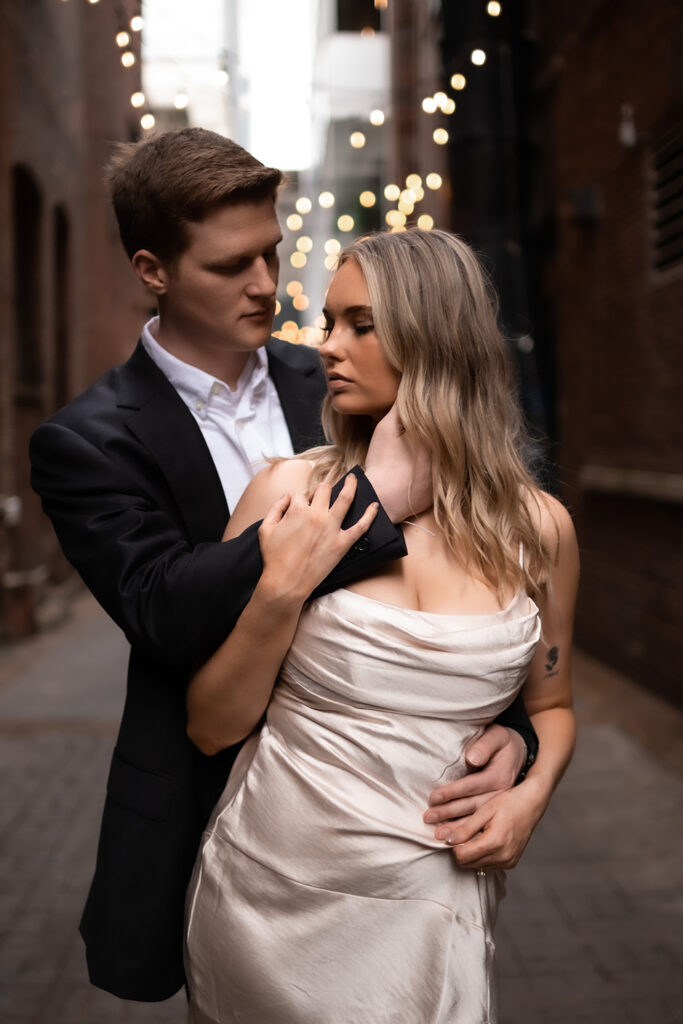 Capture the romance and excitement of your engagement with a professional photography services in Nashville,TN. Enjoy a personalized photoshoot experience that highlife your love story.