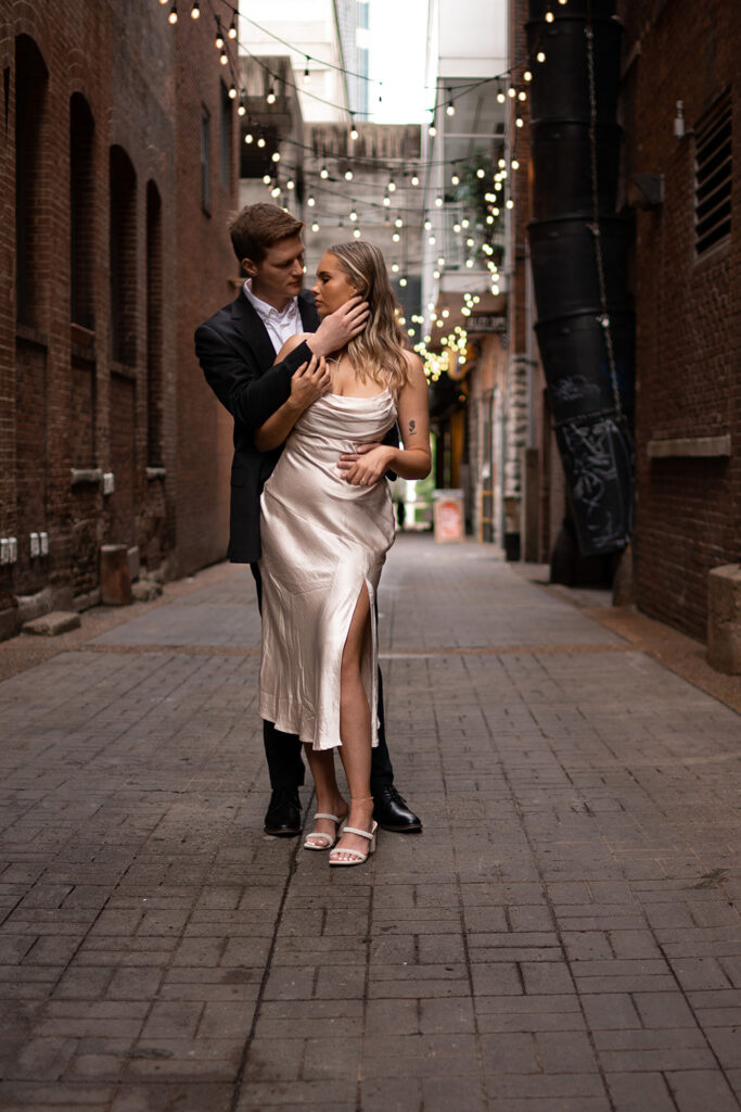 Capture the romance and excitement of your engagement with a professional photography services in Nashville,TN. Enjoy a personalized photoshoot experience that highlife your love story.