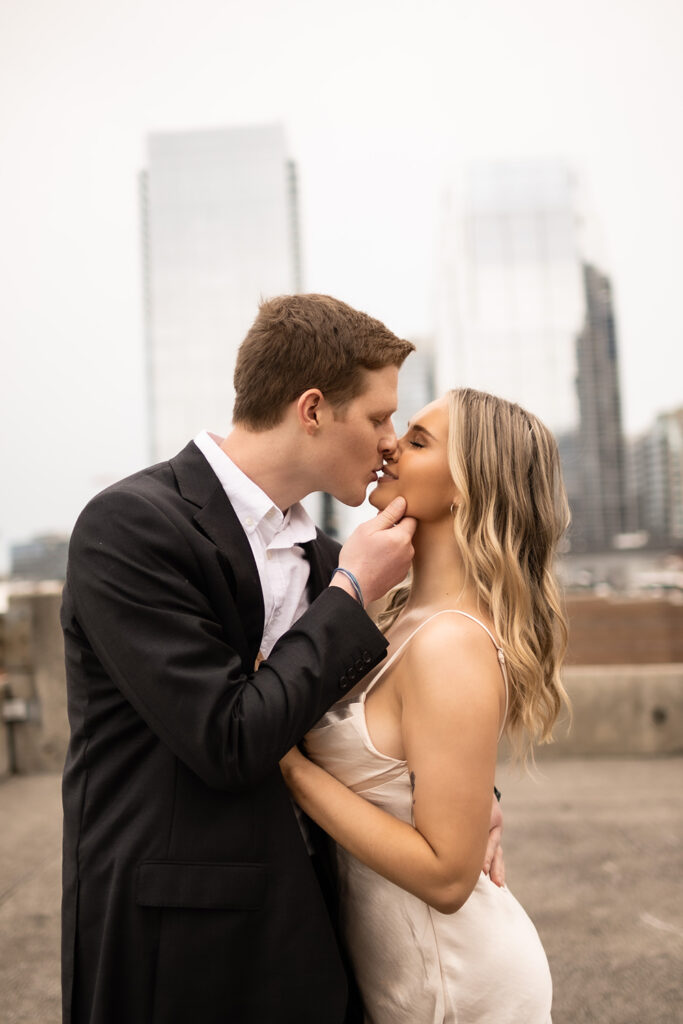 Capture the romance and excitement of your engagement with a professional photography services in Nashville,TN. Enjoy a personalized photoshoot experience that highlife your love story.