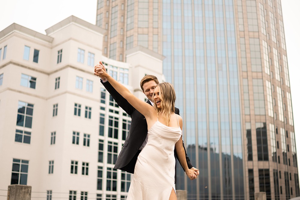 Capture the romance and excitement of your engagement with a professional photography services in Nashville,TN. Enjoy a personalized photoshoot experience that highlife your love story.