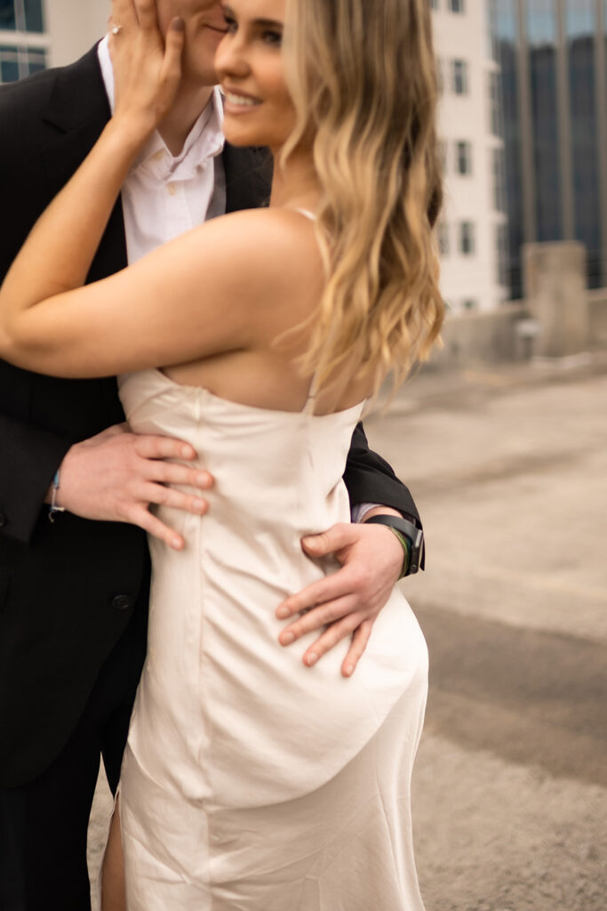 Capture the romance and excitement of your engagement with a professional photography services in Nashville,TN. Enjoy a personalized photoshoot experience that highlife your love story.