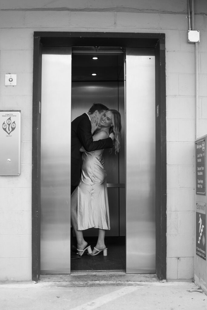 Capture the romance and excitement of your engagement with a professional photography services in Nashville,TN. Enjoy a personalized photoshoot experience that highlife your love story.