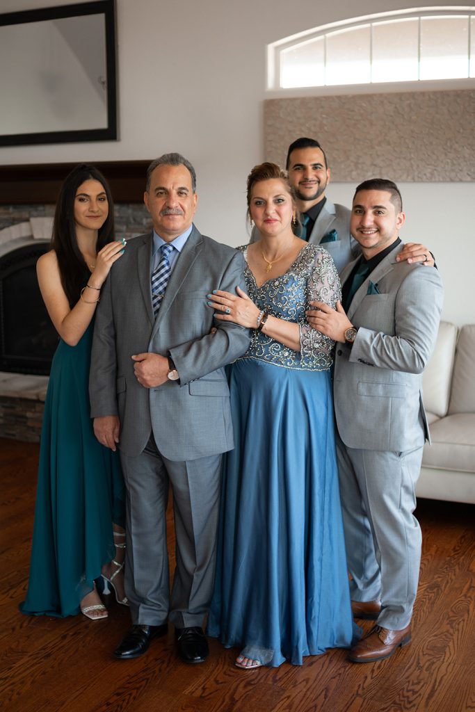 Nashville wedding photographer photographing the groom and groomsmen at a Nashville wedding 