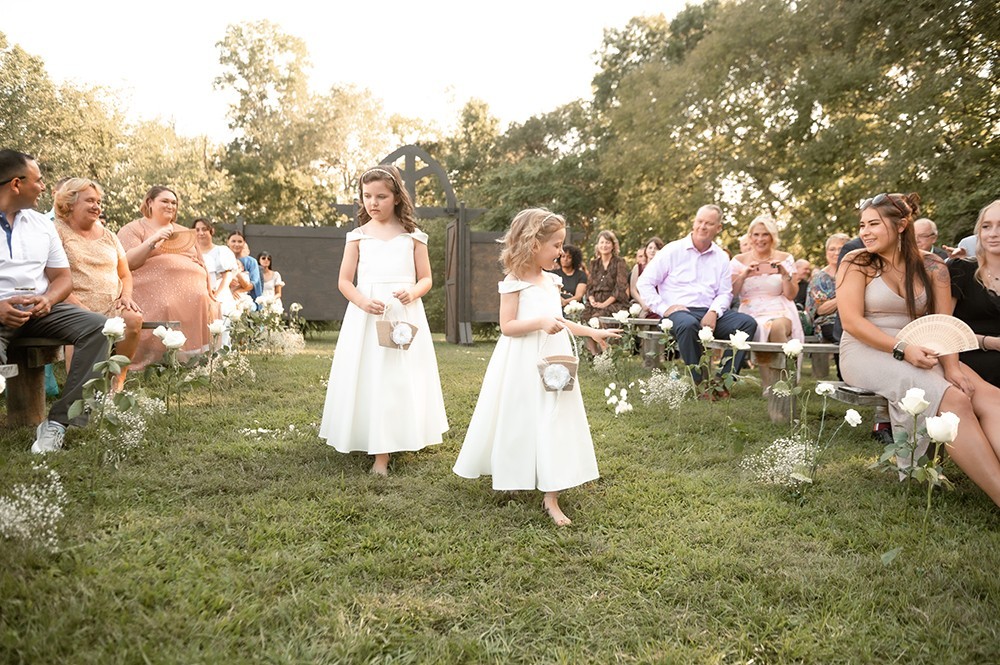 Nashville wedding photographer, experienced Nashville wedding photographer providing high-quality, artistic wedding photography services in Nashville,TN. Best wedding photographer in Nashville. Hidden Creel Farms. Nashville bride. Luxury wedding in Nashville. wedding walk. wedding ceremony. outside wedding. flower girls. flower girls TN.