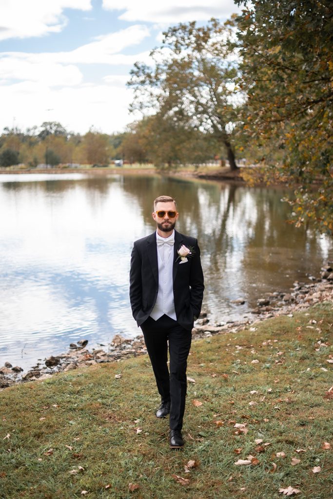 Nashville wedding photographerNashville wedding photographer. Elopement in Shelby Park, Nashville. Nashville Fall Elopement. Wedding Ceremony in Shelby Park.