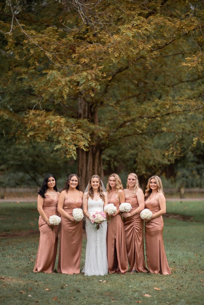 Nashville wedding photographerNashville wedding photographer. Elopement in Shelby Park, Nashville. Nashville Fall Elopement. Wedding Ceremony in Shelby Park.