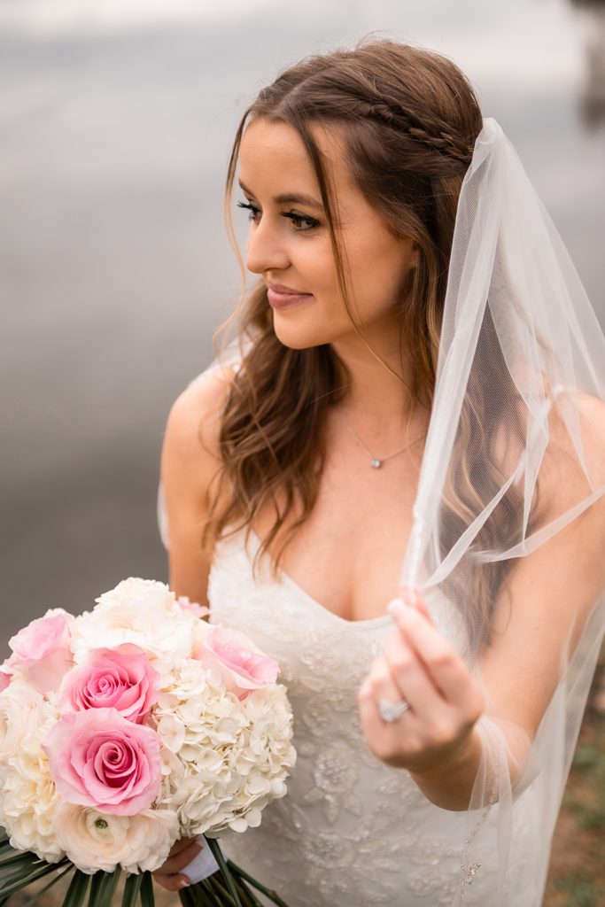 Nashville wedding photographerNashville wedding photographer. Elopement in Shelby Park, Nashville. Nashville Fall Elopement. Wedding Ceremony in Shelby Park.