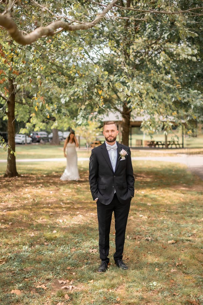 Nashville wedding photographerNashville wedding photographer. Elopement in Shelby Park, Nashville. Nashville Fall Elopement. Wedding Ceremony in Shelby Park.