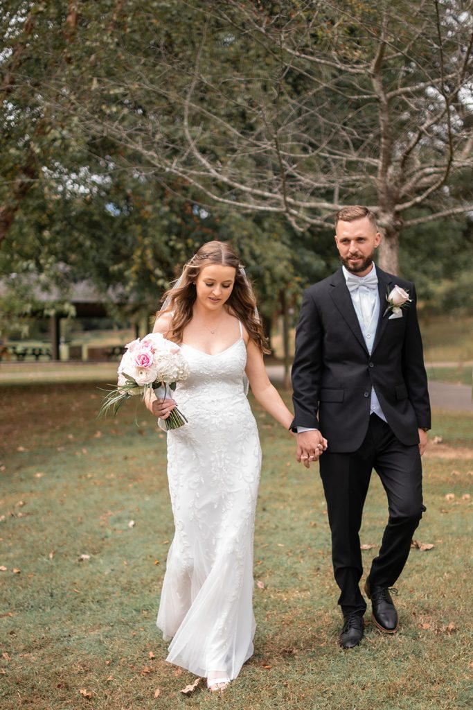 Nashville wedding photographerNashville wedding photographer. Elopement in Shelby Park, Nashville. Nashville Fall Elopement. Wedding Ceremony in Shelby Park.