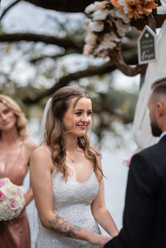 Nashville wedding photographerNashville wedding photographer. Elopement in Shelby Park, Nashville. Nashville Fall Elopement. Wedding Ceremony in Shelby Park.