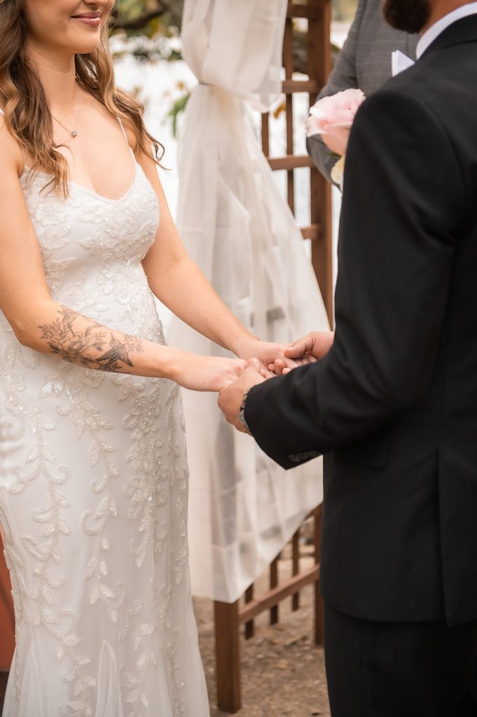 Nashville wedding photographerNashville wedding photographer. Elopement in Shelby Park, Nashville. Nashville Fall Elopement. Wedding Ceremony in Shelby Park.