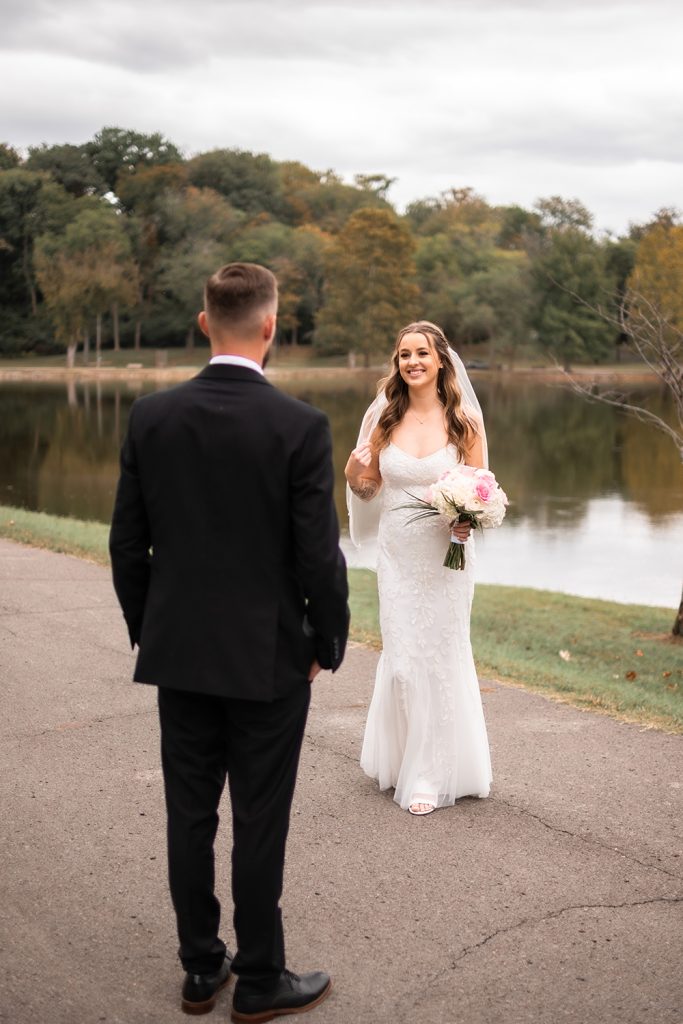 Nashville wedding photographerNashville wedding photographer. Elopement in Shelby Park, Nashville. Nashville Fall Elopement. Wedding Ceremony in Shelby Park.