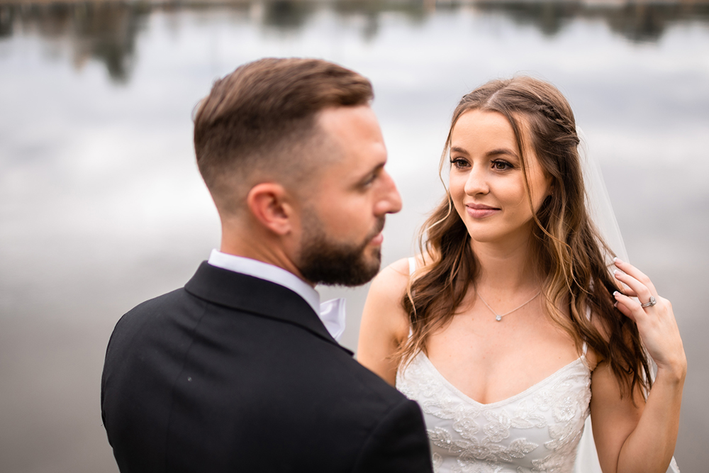 Nashville wedding photographerNashville wedding photographer. Elopement in Shelby Park, Nashville. Nashville Fall Elopement. Wedding Ceremony in Shelby Park.