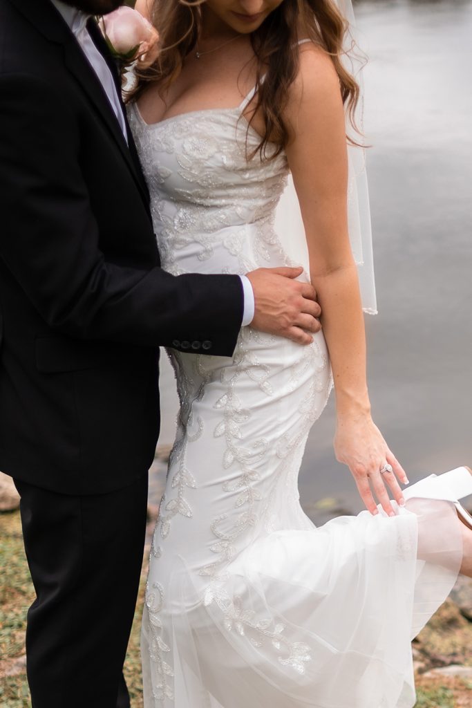 Nashville wedding photographerNashville wedding photographer. Elopement in Shelby Park, Nashville. Nashville Fall Elopement. Wedding Ceremony in Shelby Park.