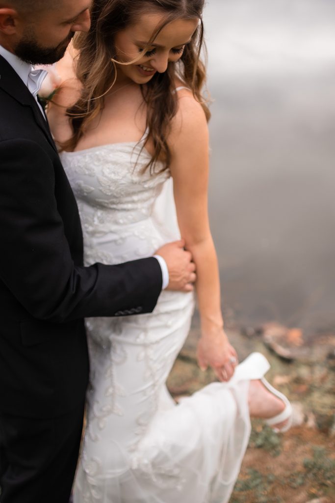 Nashville wedding photographerNashville wedding photographer. Elopement in Shelby Park, Nashville. Nashville Fall Elopement. Wedding Ceremony in Shelby Park.