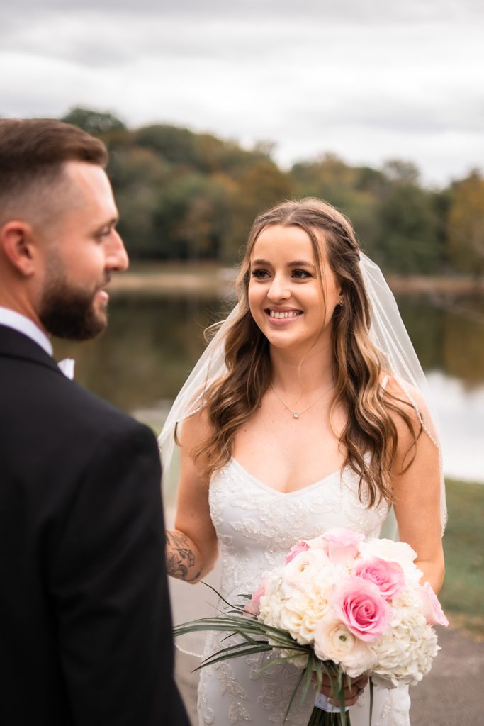 Nashville wedding photographerNashville wedding photographer. Elopement in Shelby Park, Nashville. Nashville Fall Elopement. Wedding Ceremony in Shelby Park.
