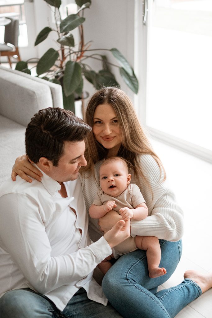 Dante's Family. Newborn life style session.