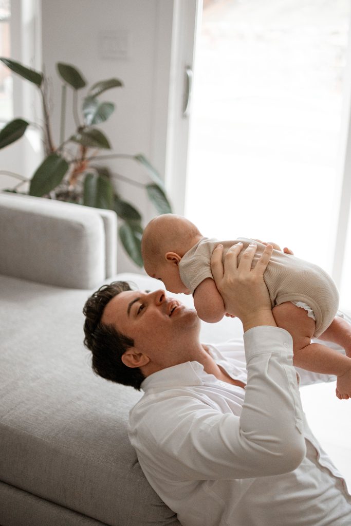 Dante's Family. Newborn life style session.