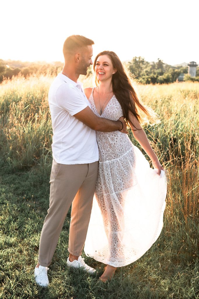 Engagement session in Franklin, TN. Mila and Milosh.