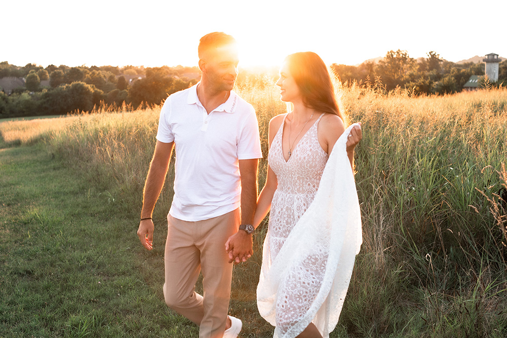 Engagement session in Franklin, TN. Mila and Milosh.