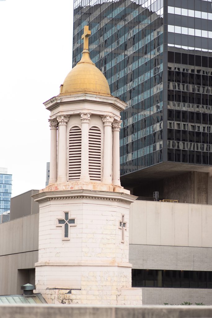 Downtown Nashville engagement session, engagement session in Nashville, luxury Nashville  photographer, elegant engagement photos in Nashville, Top engagement photographer in Nashville, best engagement location in Nashville, Nashville outdoor engagement session, Best storytelling  in Nashville