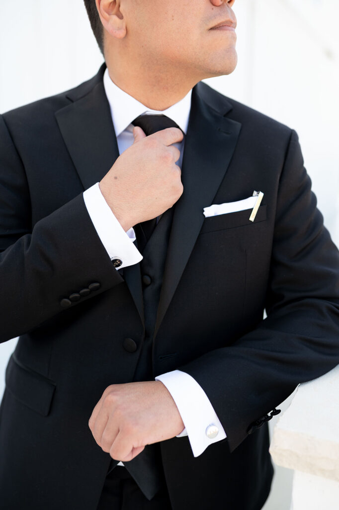 Sweet Micro Wedding at The White Dove Barn | Nashville Wedding Photographer.