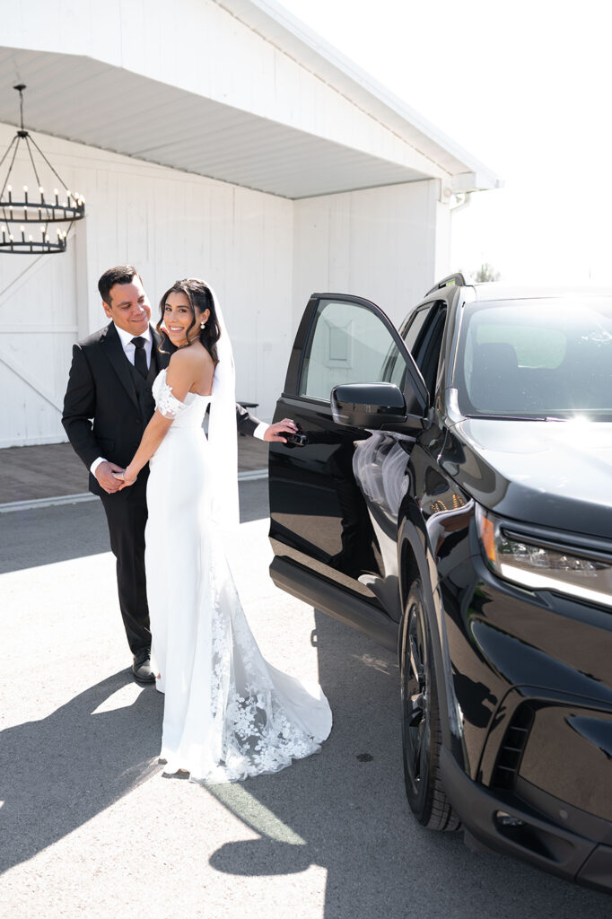 Sweet Micro Wedding at The White Dove Barn | Nashville Wedding Photographer.