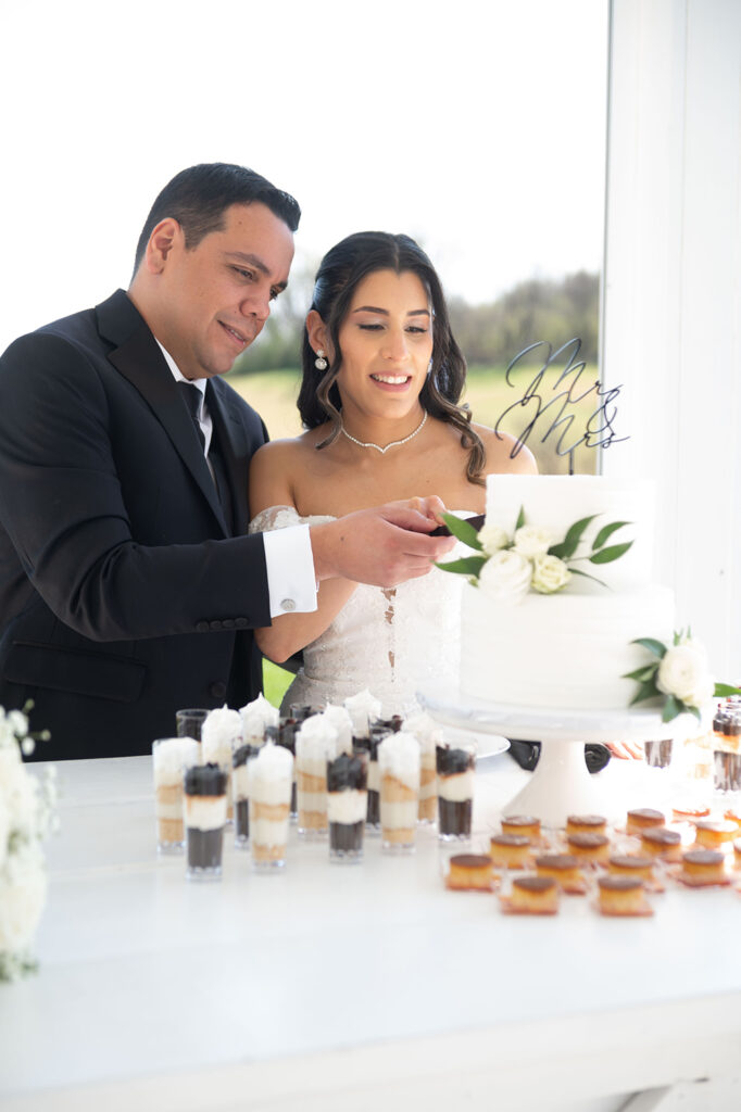 Sweet Micro Wedding at The White Dove Barn | Nashville Wedding Photographer.